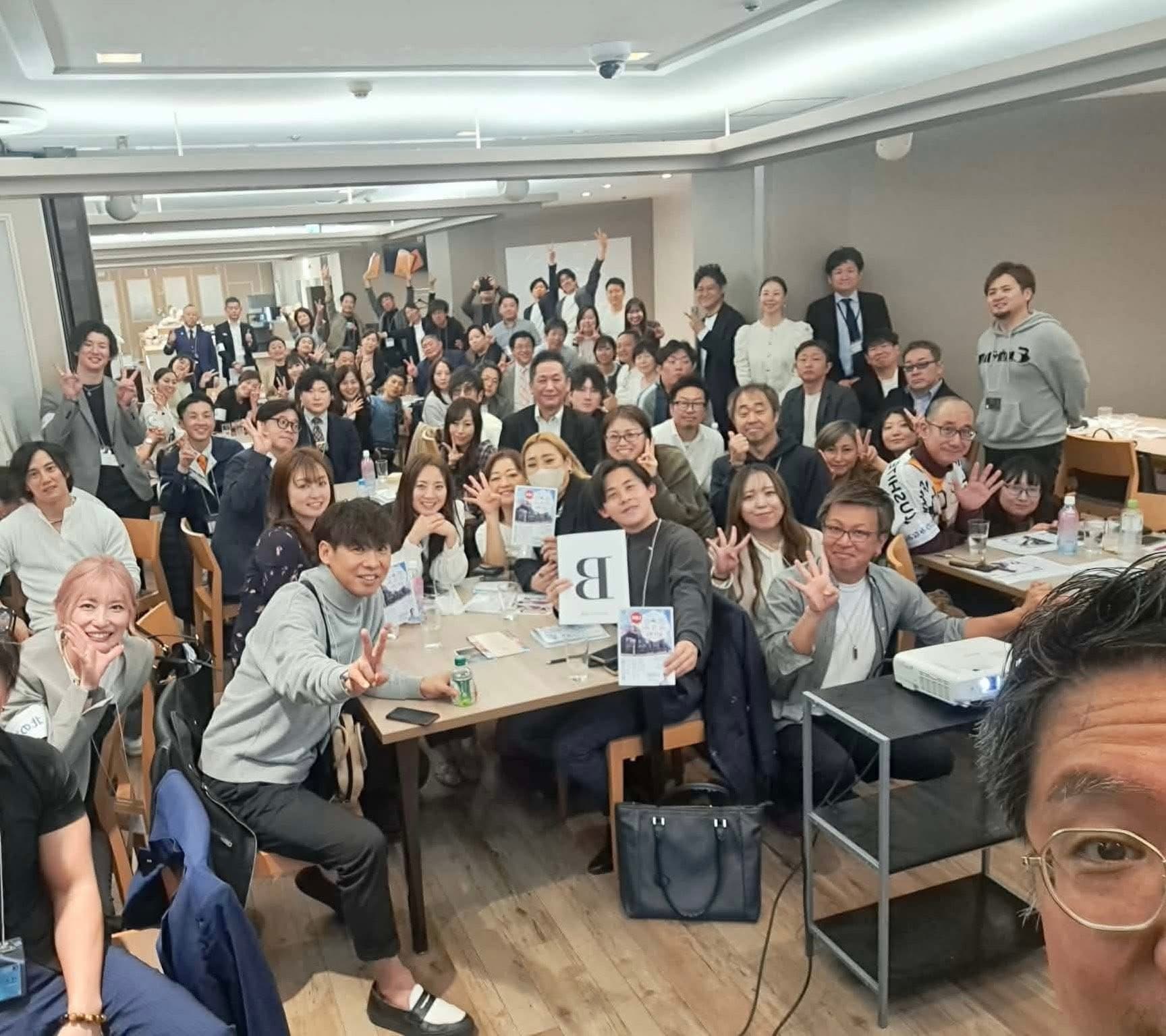 4月4周年定例会集合写真